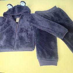 Brand New Sherpa Set 24 Months 