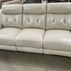 Malibu Leather Power Reclining Sofa with Power Headrests – Like New