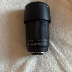 Nikon 70-300mm Zoom Lens