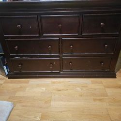 7 Drawer Dresser
