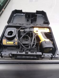 DeWalt Drill 12 Volt