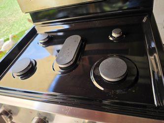 GAS STOVE