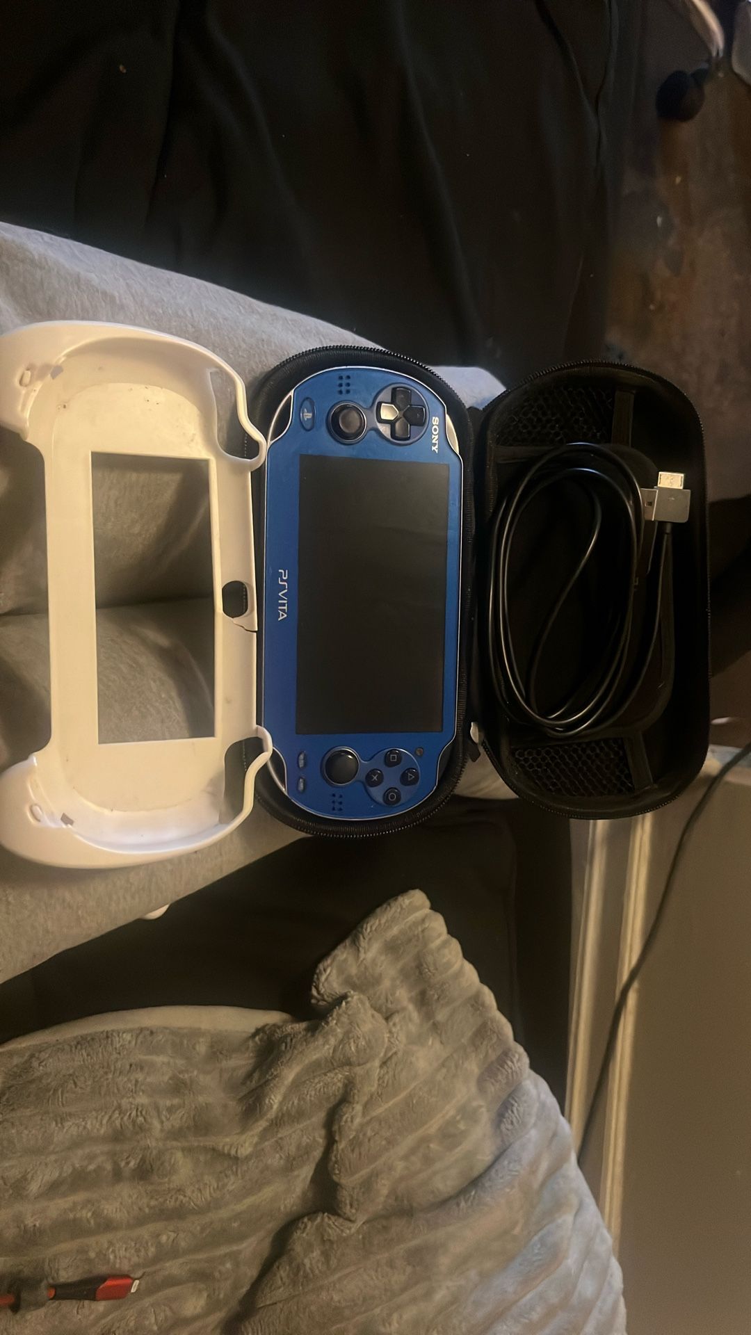Brand New Special Edition Sapphire Blue Psvita