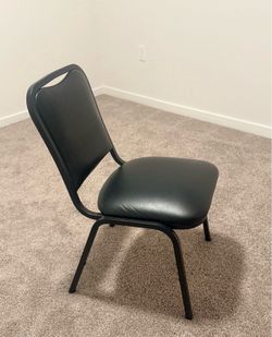 6  black matching black chairs, no damage at all.
