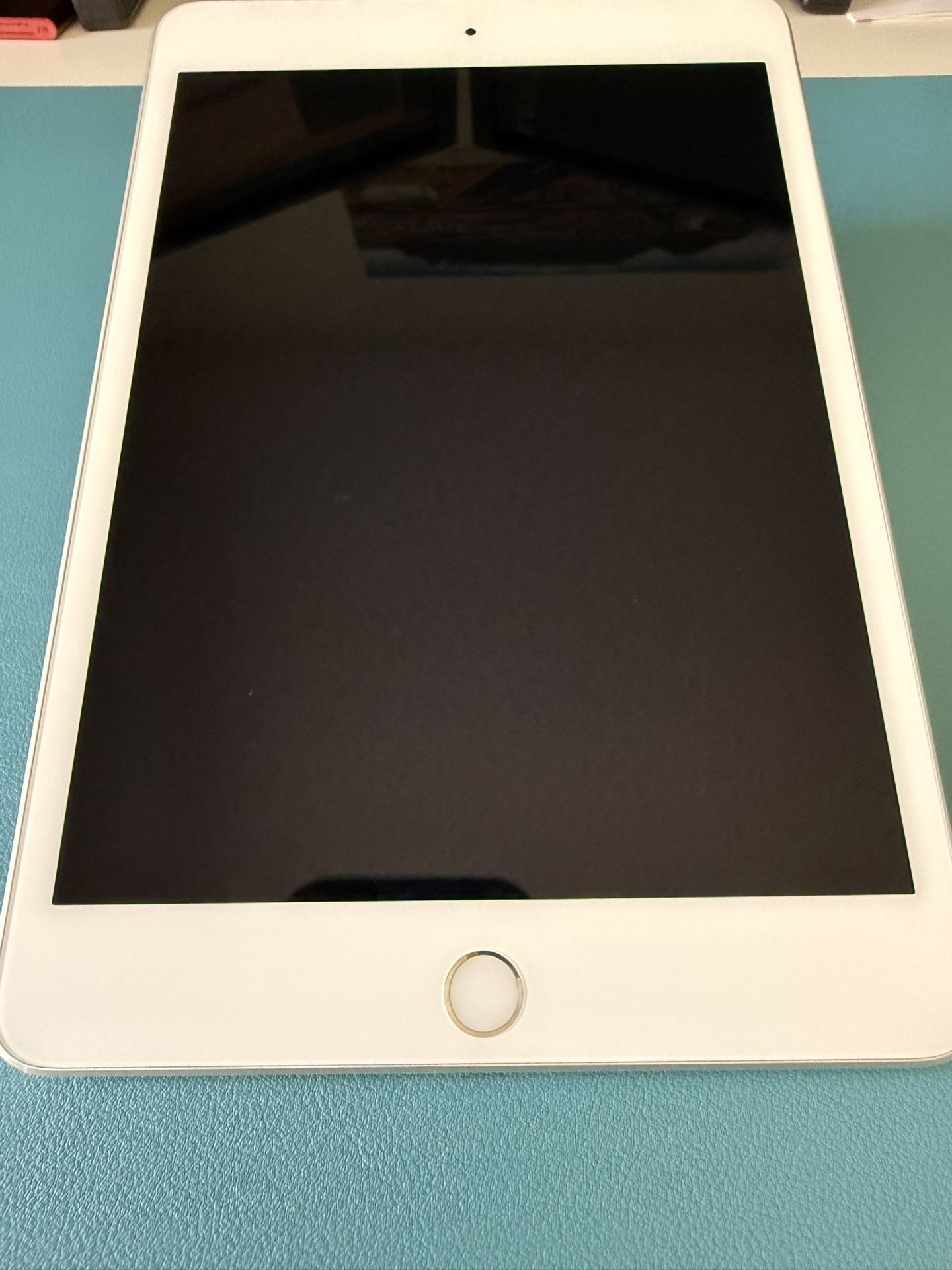 iPad Mini (5th Generation) Model A2133