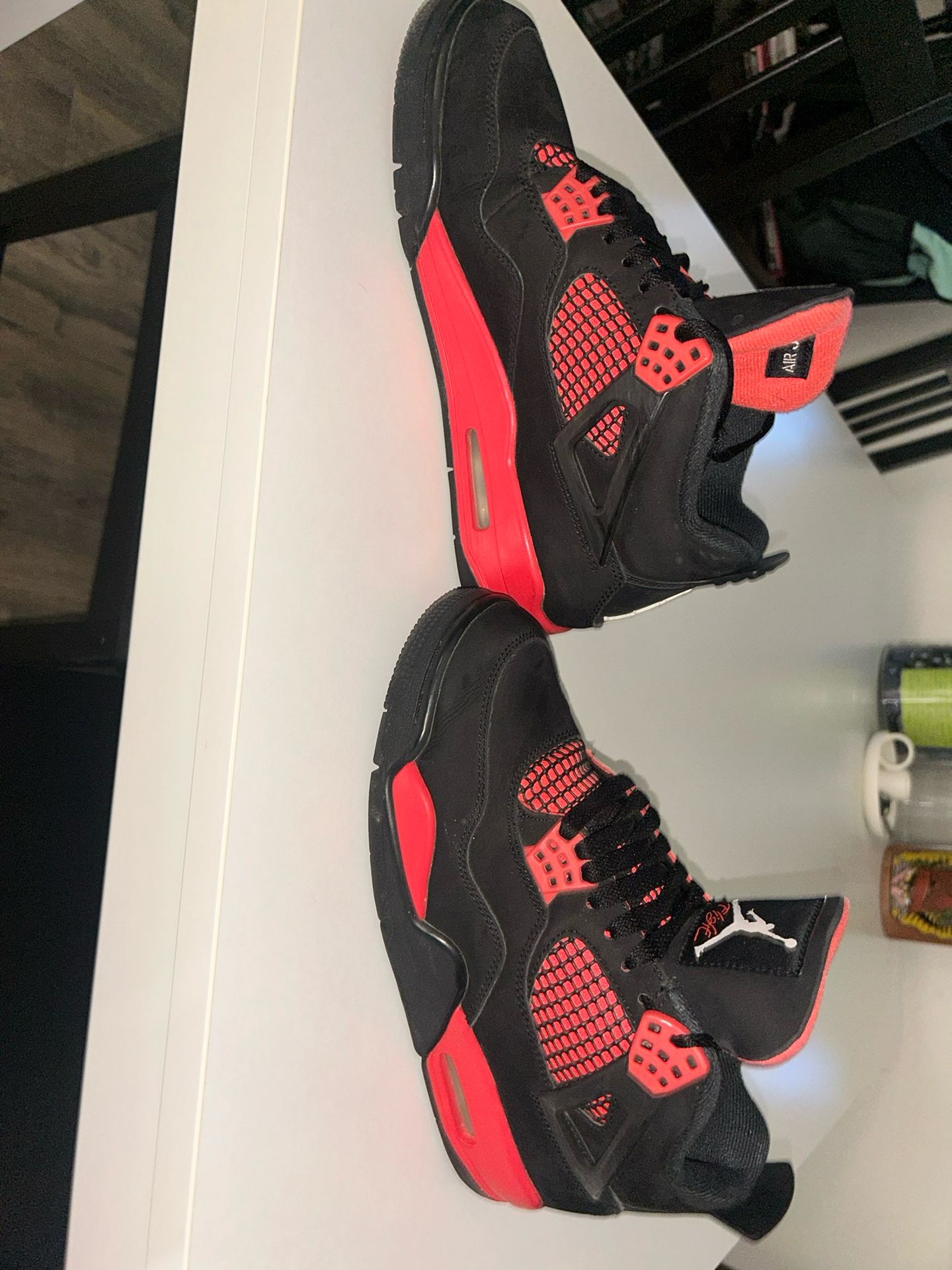 Air Jordan 4 Retro Red Thunder’s 