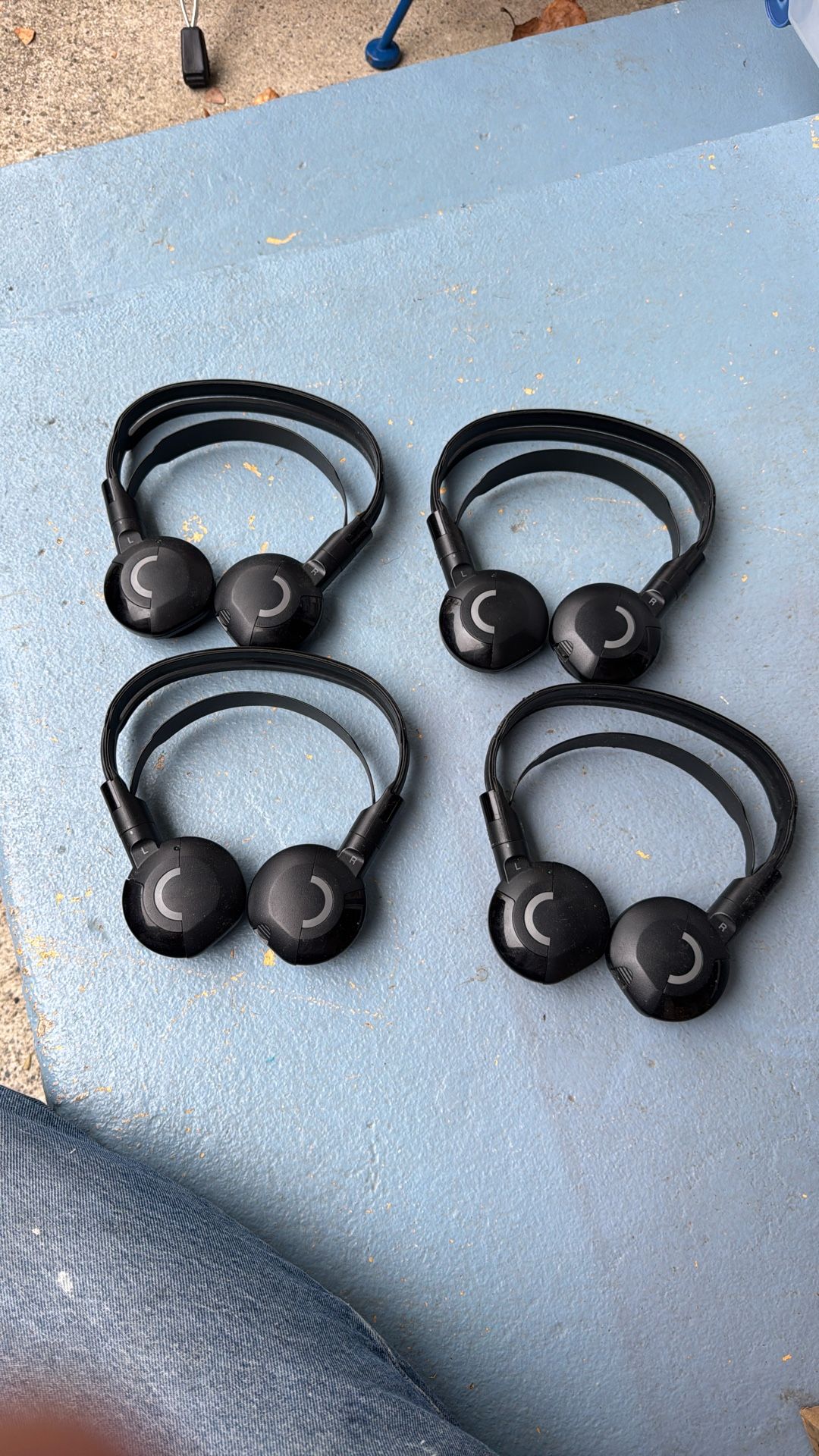 4 Automobile Headsets