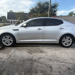 2012 KIA Optima 