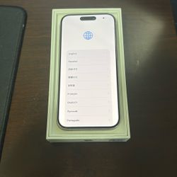 iPhone 15 Pro - 128 GB In White ($400)