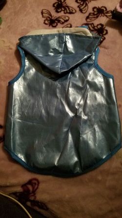 Rain jacket size small/medium for more click on my page