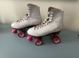 Chicago Roller Skates - Ladies Size 8!