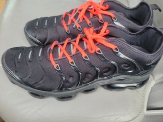 Nike Air VaporMax Plus Dark Grey Sneakers size 11