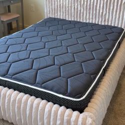 Set full bed for girl