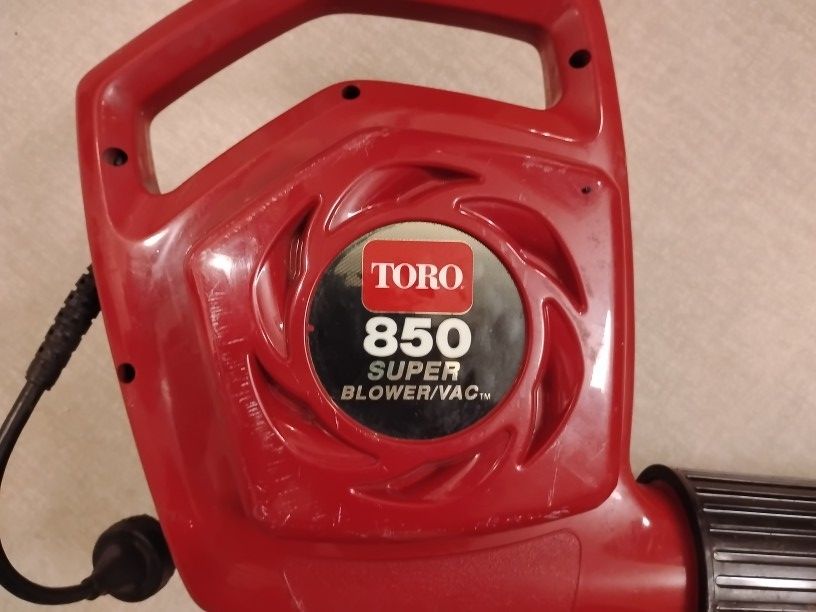 TORO. 850 SUPER. BLOWER/VAC.