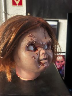 Chucky head prop