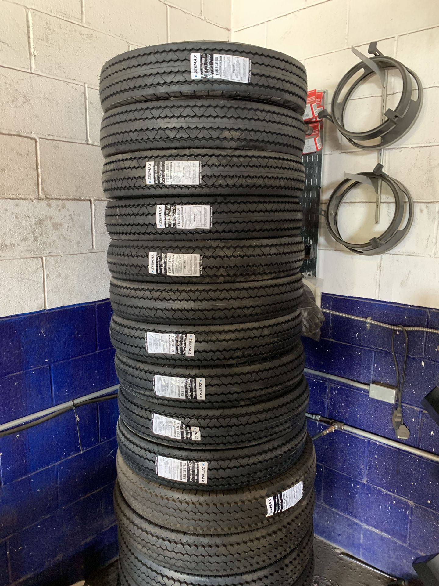 16inch and 15inch trailer tires READ