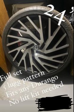 Machine chrome/black 24” rims an tires five lugg