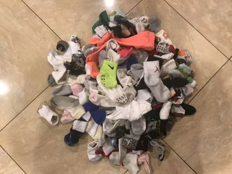 (50+) Pairs of Pre-Owned Baby & Toddler Socks