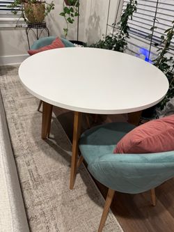 Dining table set