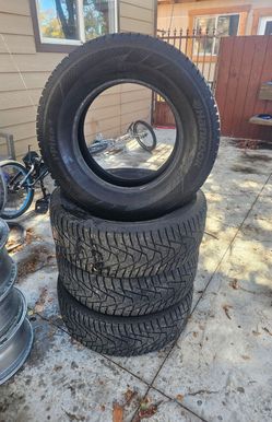 Tires and Wheels 265/65/r17