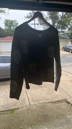 Black Skull Print Knit Sweater