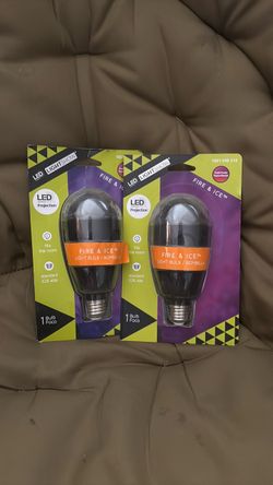 Halloween LED Light Show Fire & Ice Light Bulbs (2-Pack)