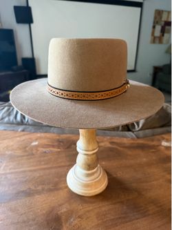 Akubra Down under wide brim hat