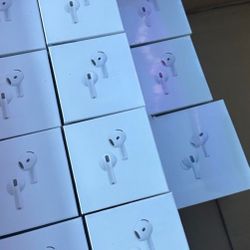 AirPods 4