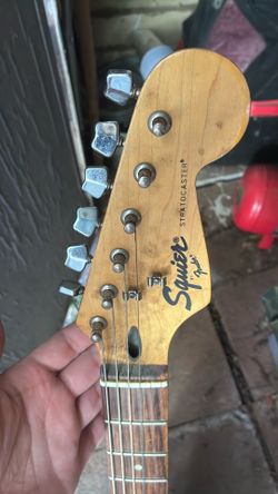 Electric guitar