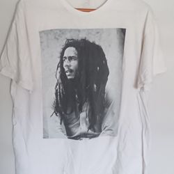 Bob Marley Zion Tshirt Size Large
