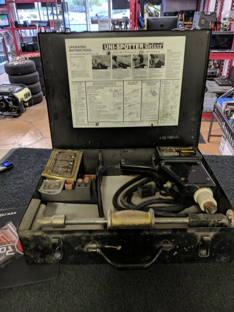 Uni-spotter Deluxe Auto Body Stud Welder 9000 Kit