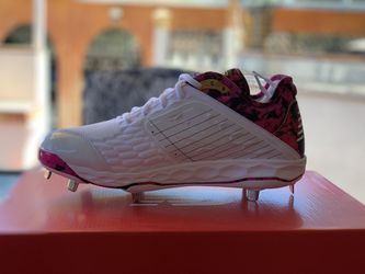 New Balance Fresh Foam 3000V4 Mother's Day Baseball Cleats Size 9.5 for  Sale in Pomona, CA - OfferUp