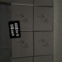 Apple AirPods 3 Wireless Earbuds In-Ear with Charging Case