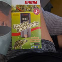 Everyday Turtle FEEDER Brand New