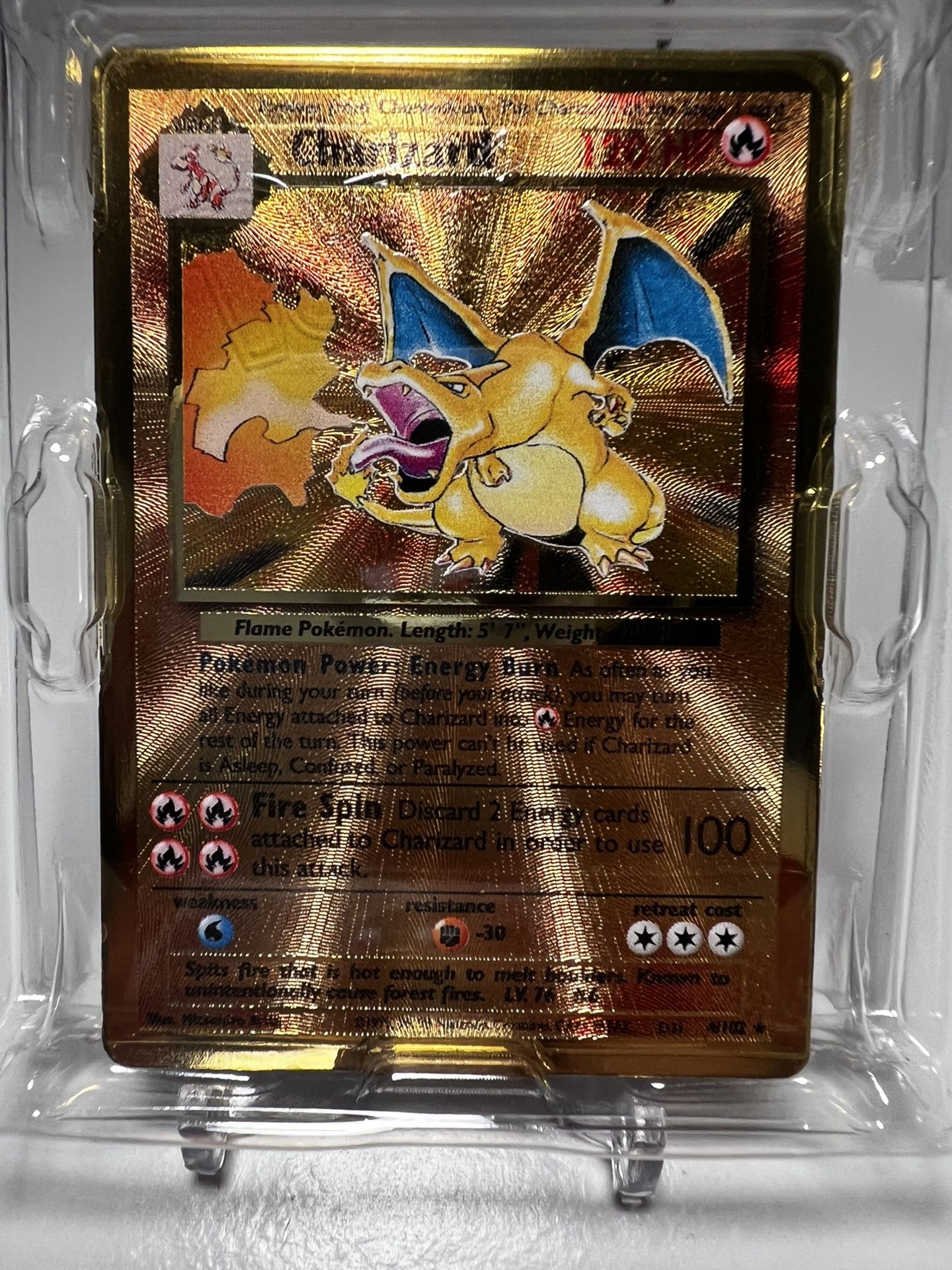 Charizard Gold Card 4/102 Ultra Premium Collection Pokemon Celebrations 