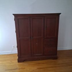 Executive Computer Desk