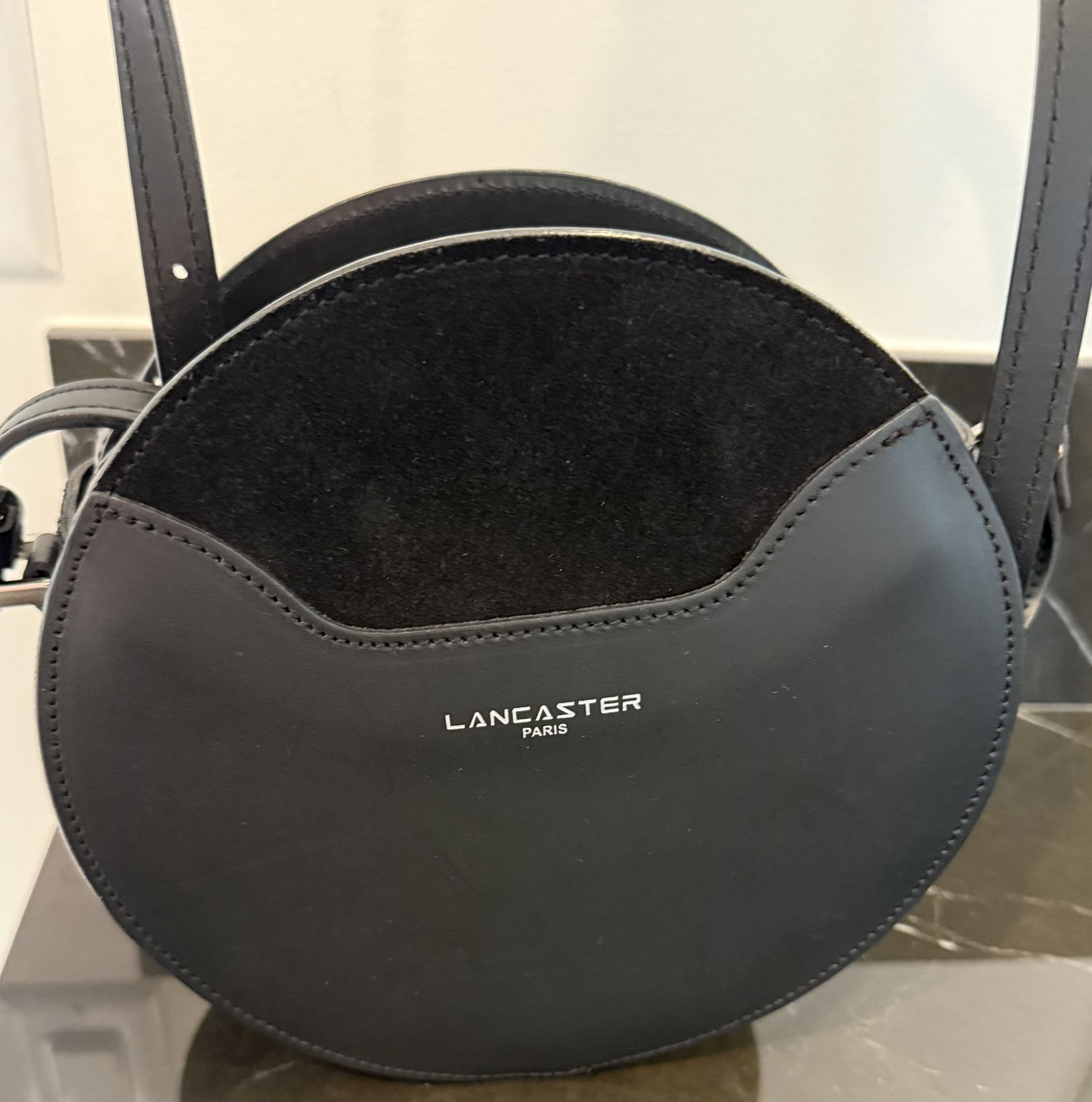 Round Bag