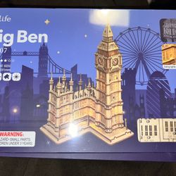 New. 3D wooden Models. (has Lights) See Description