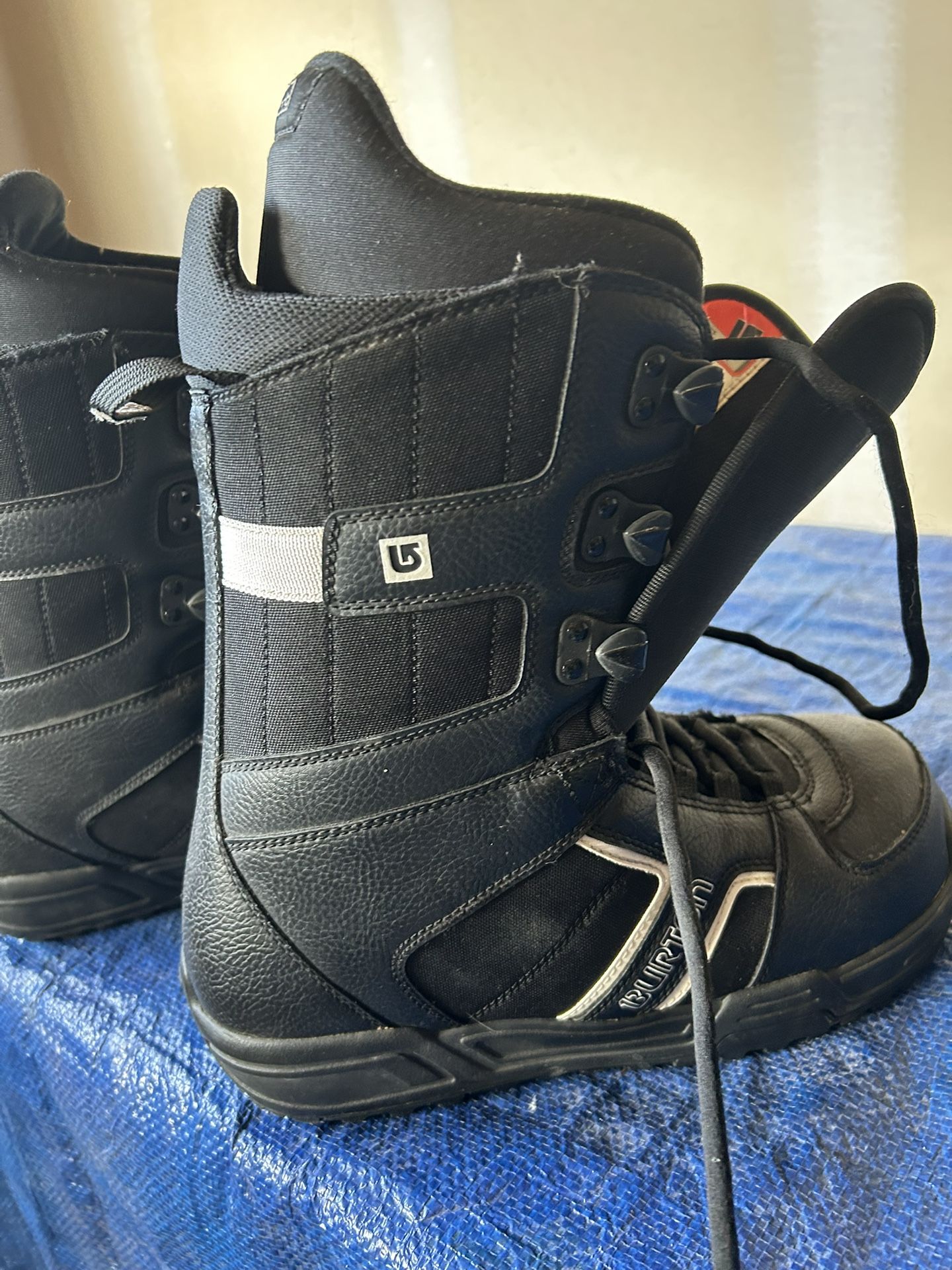 Burton Snowboard Boots. Ladies Size 8