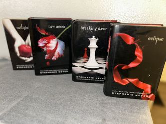 Twilight Book Set (3/4 Hard Cover)