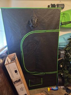 Flower start tent
