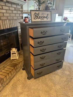 ✨✨ TALL GRAY SOLID WOOD 5 DRAWER DRESSER ✨✨