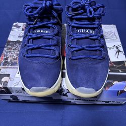 Jordan 11 Retro Low Derek Jeter Re2pect 2018 Size 9.5