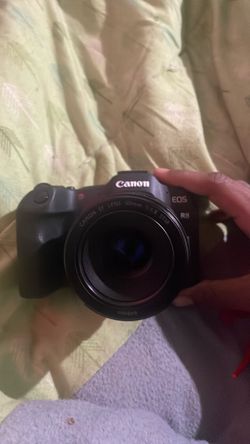 Canon eos r8