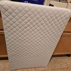 Dream On Me waterproof portable crib/play yard 3inch mattress (retail is $43.48)
