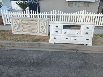 FREE, FREE 2 DRESSERS