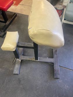 Single Arm Curl Weight Machine