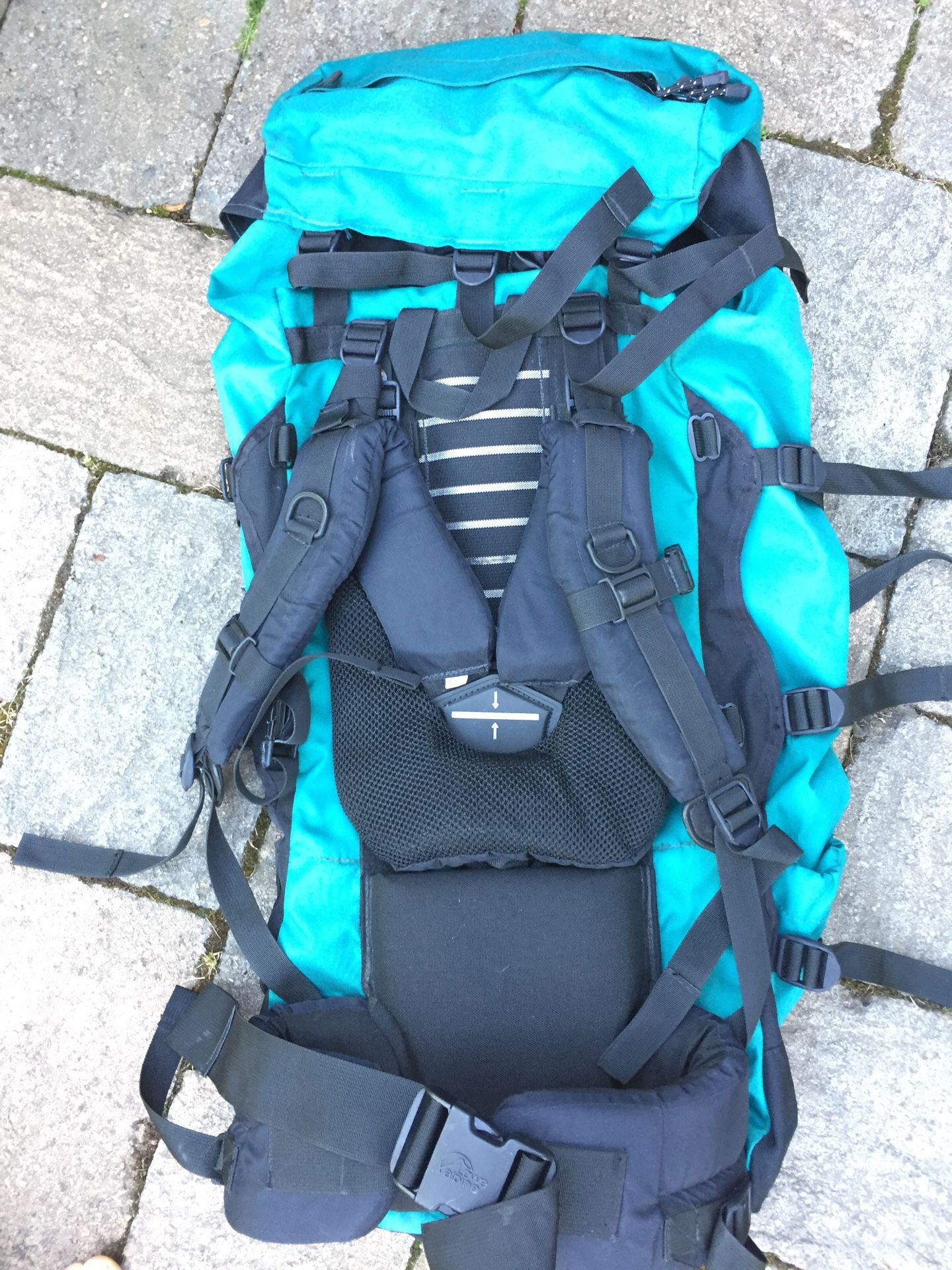 Lowe Alpine Contour II Backpack Camping Hiking