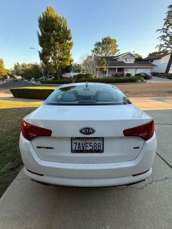 2013 Kia optima pearl white sedan