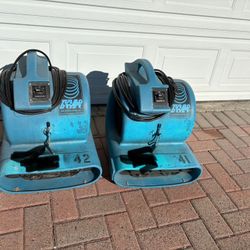 (2) Dri-Eaz Sahara Pro 65 HP Air Movers